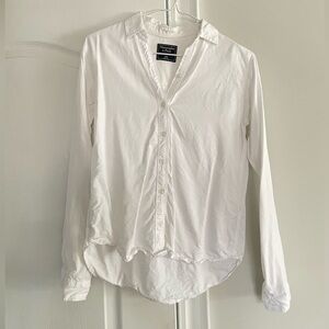 Abercrombie & Fitch White Button-Up Shirt XXS